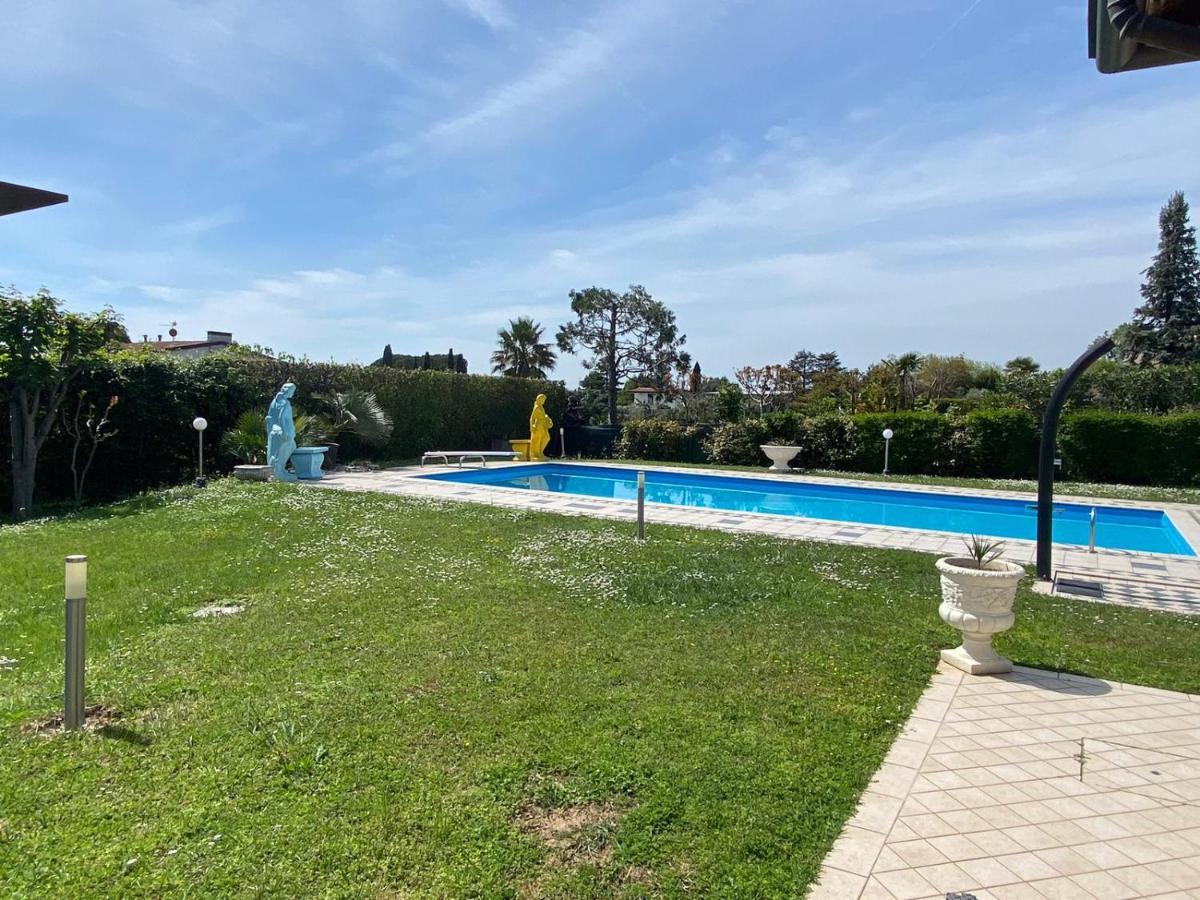 La Dolce Vita - Private Villa With Pool Moniga del Garda Eksteriør bilde