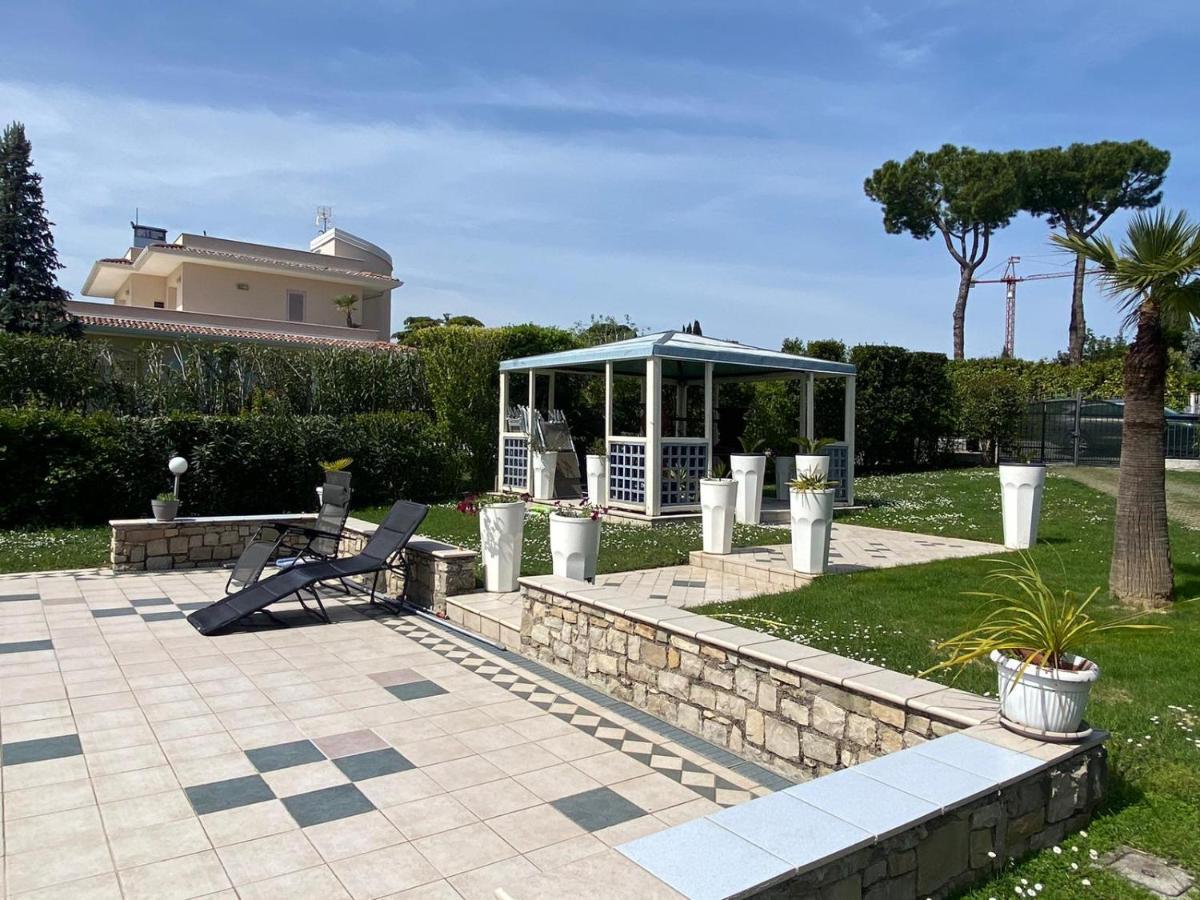 La Dolce Vita - Private Villa With Pool Moniga del Garda Eksteriør bilde