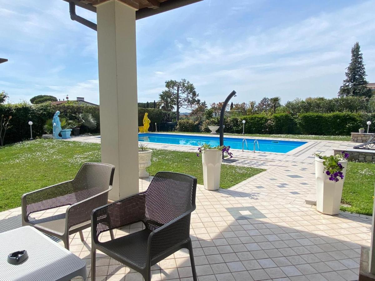 La Dolce Vita - Private Villa With Pool Moniga del Garda Eksteriør bilde