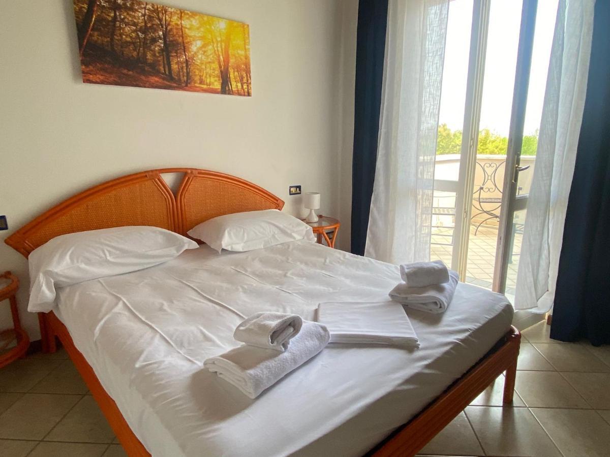 La Dolce Vita - Private Villa With Pool Moniga del Garda Eksteriør bilde