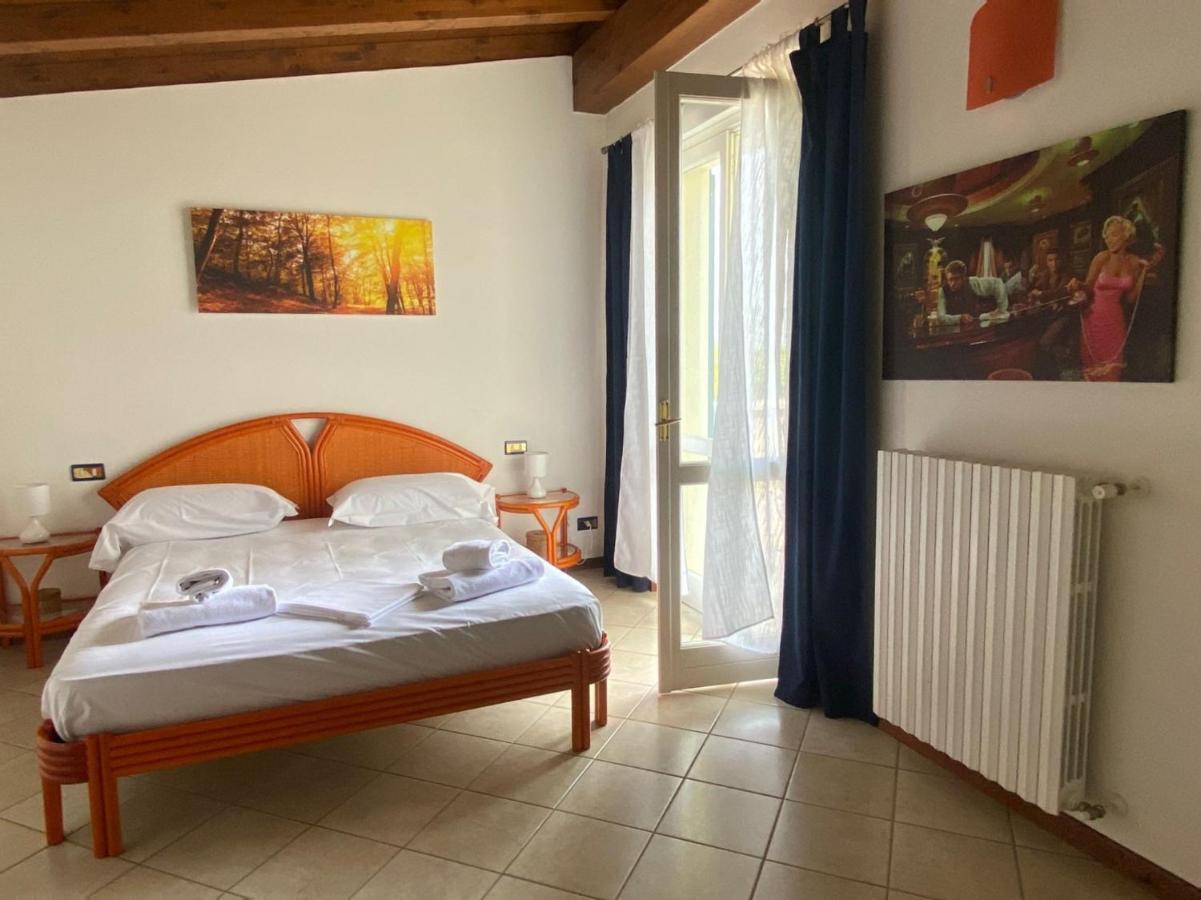 La Dolce Vita - Private Villa With Pool Moniga del Garda Eksteriør bilde